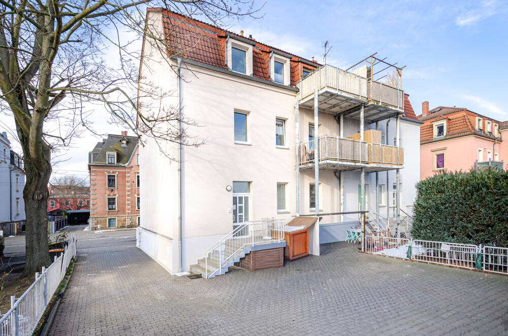 Dresden – Mehrfamilienhaus mit Entwicklungspotential, 1139 Dresden (Kaditz Mickten Pieschen-Süd Trachau)
