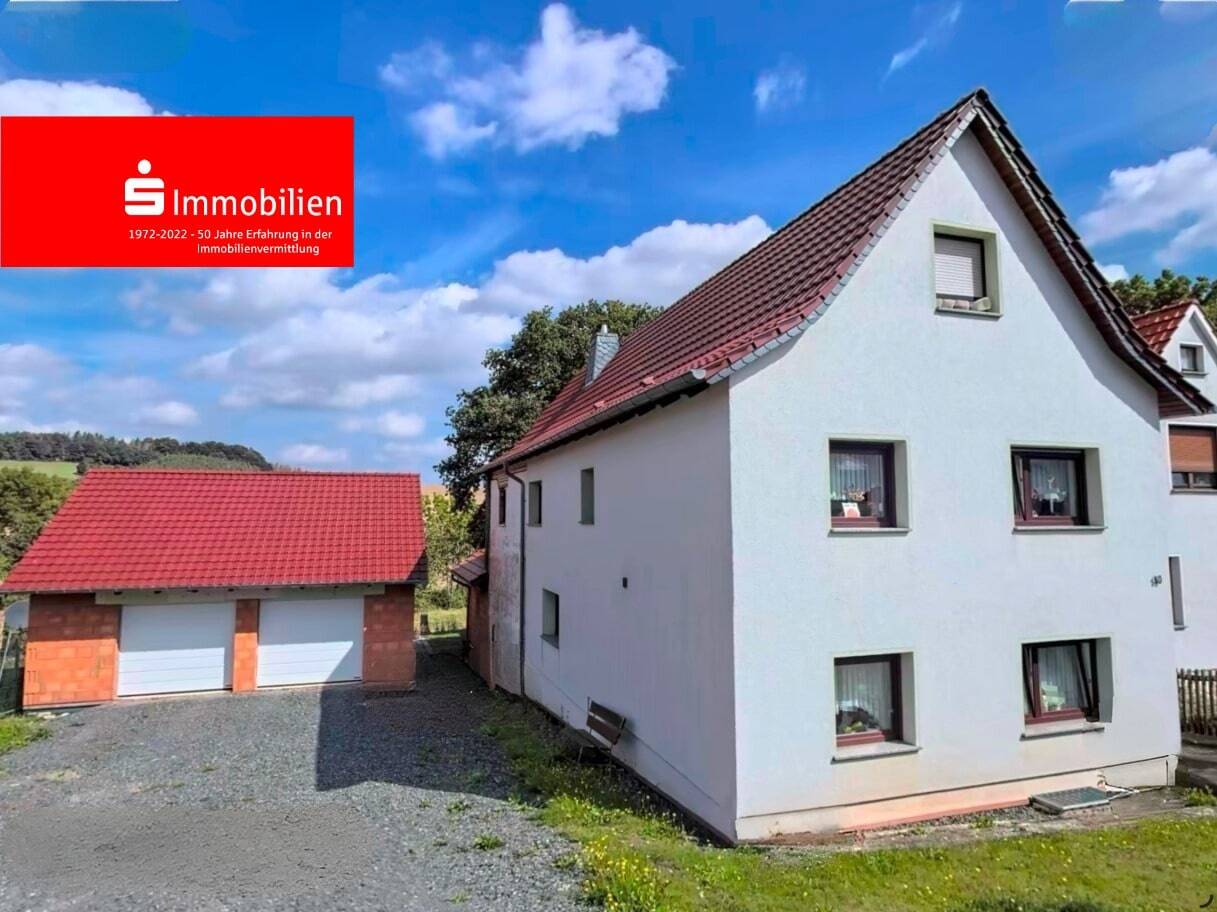 Ein Schmuckstück mit Einliegerwohnung und großem Garten!, 37345 Am Ohmberg