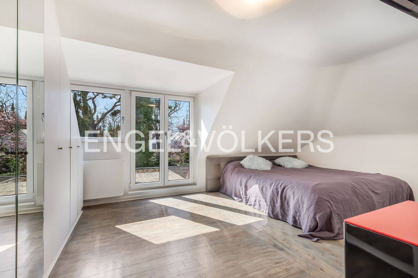 Wenn Träume wahr werden: Haus mit Garten, fußläufig zum Volksdorfer Kern! – 22359 Hamburg – Vorschaubild 5