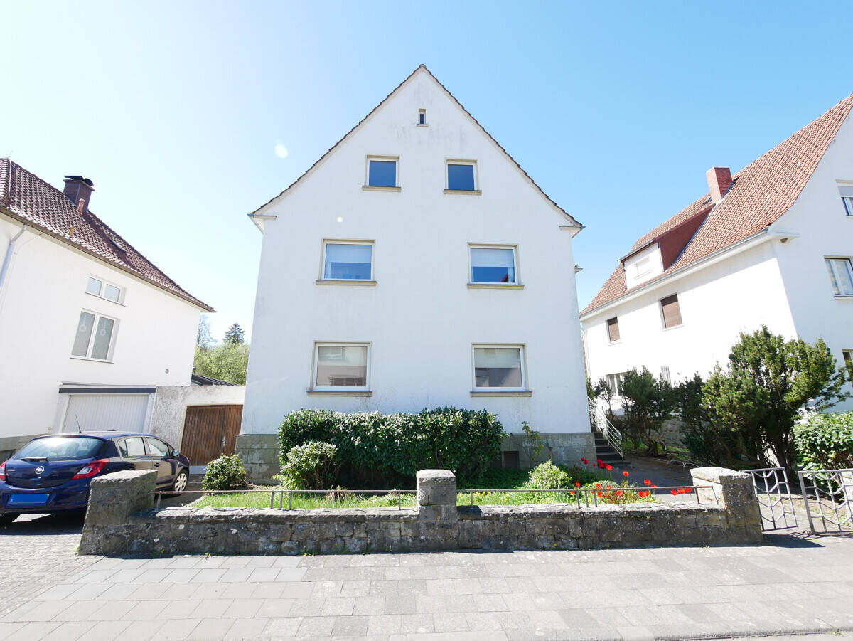 Seltene Gelegenheit: Zweifamilienhaus in idyllischer Bachlage von Büren, 33142 Büren
