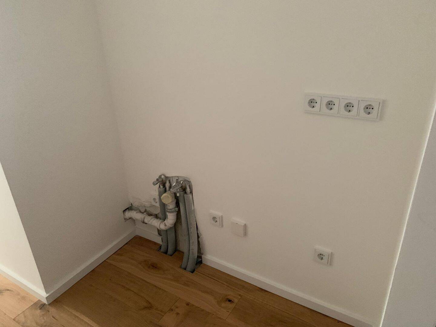 Provisionsfrei, Neubau, Erstbezug, 1-Zimmer Wohnung im 1.OG mit Balkon im Zollhafen, 55118 Mainz (Neustadt)