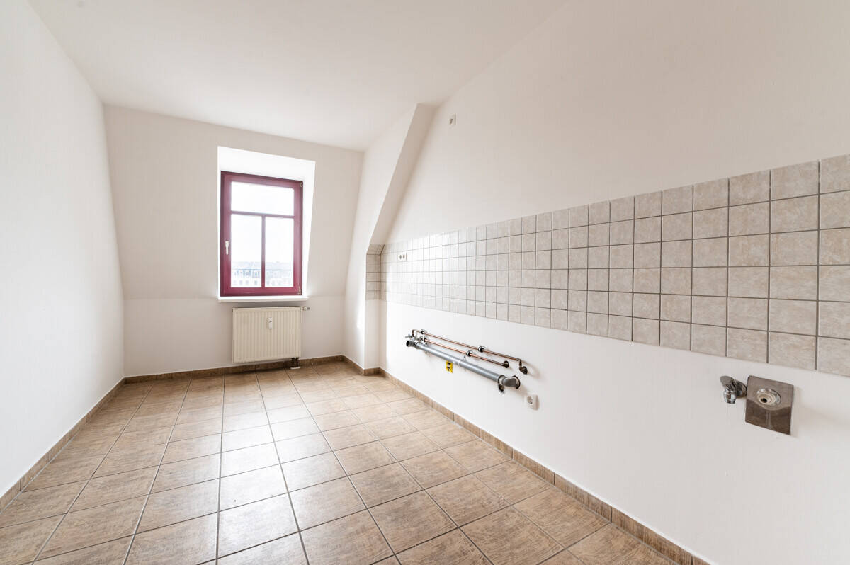 Moderne und bezugsfertige Dachgeschosswohnung mit Galerie in Dresden-Pieschen – 1127 Dresden – Vorschaubild 4