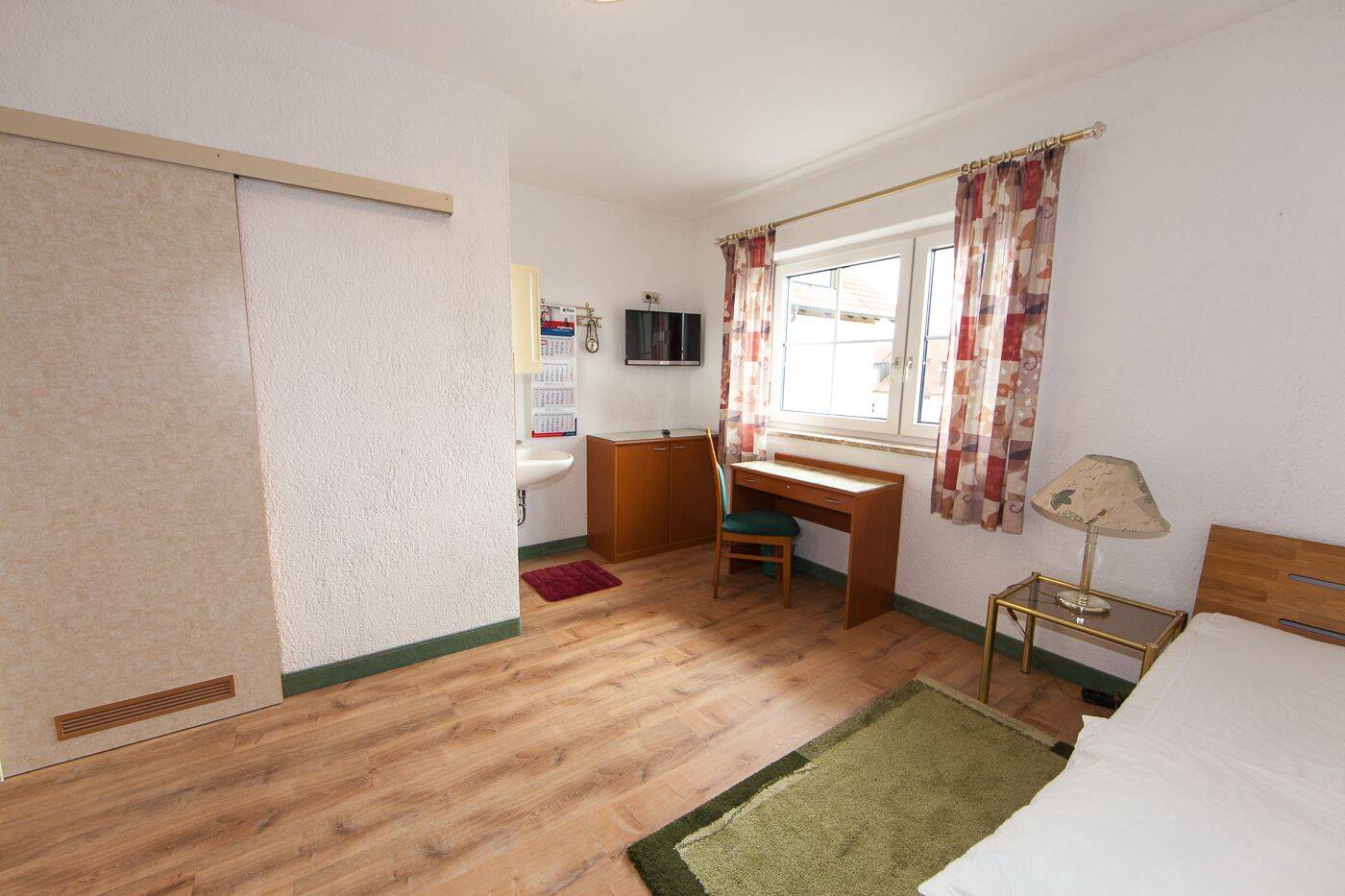 Möbliertes Zimmer ideal für Wochenendpendler, Preis inkl. aller Nebenk. und Reinigungsservice!!!, 96476 Bad Rodach
