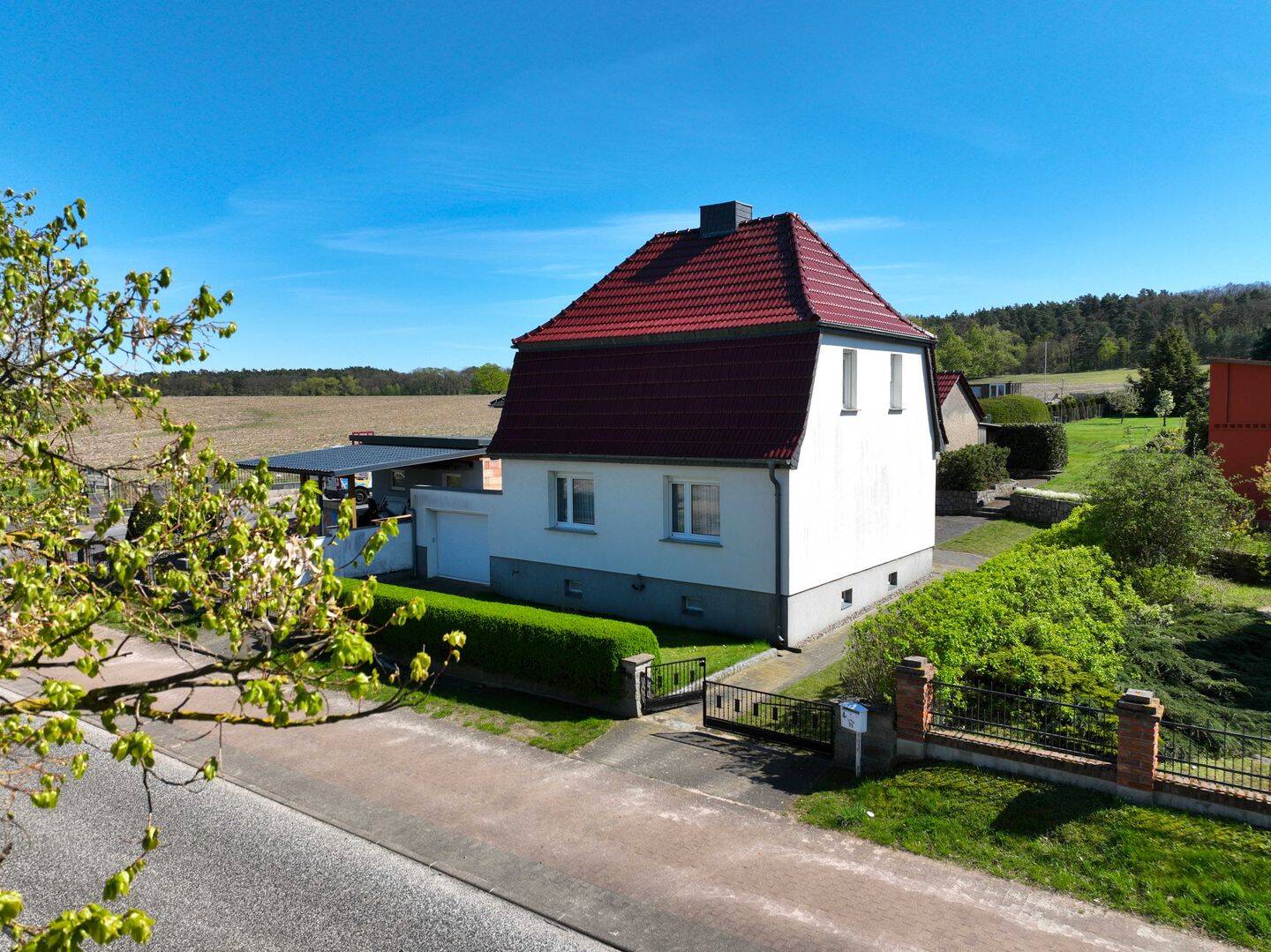 Naturnahes Wohnen in Rhinow – Einfamilienhaus mit weitem Feldblick bis zu den Rhinower Bergen, 14728 Rhinow