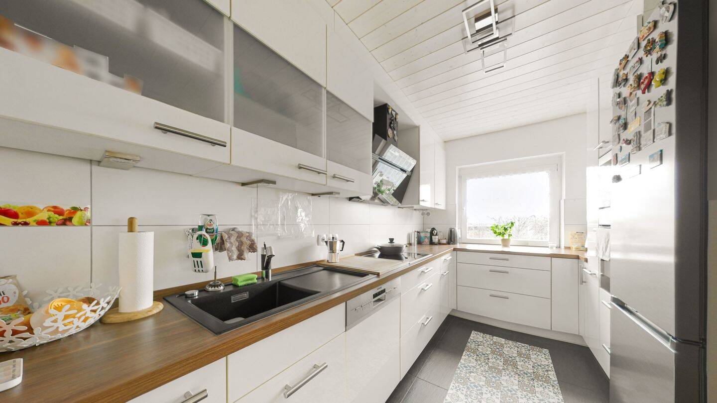 3,5-Zimmer-Wohnung mit Penthouse-Feeling, zwei Balkonen, Aufzug und TG-Stellplatz – 74078 Heilbronn – Vorschaubild 3