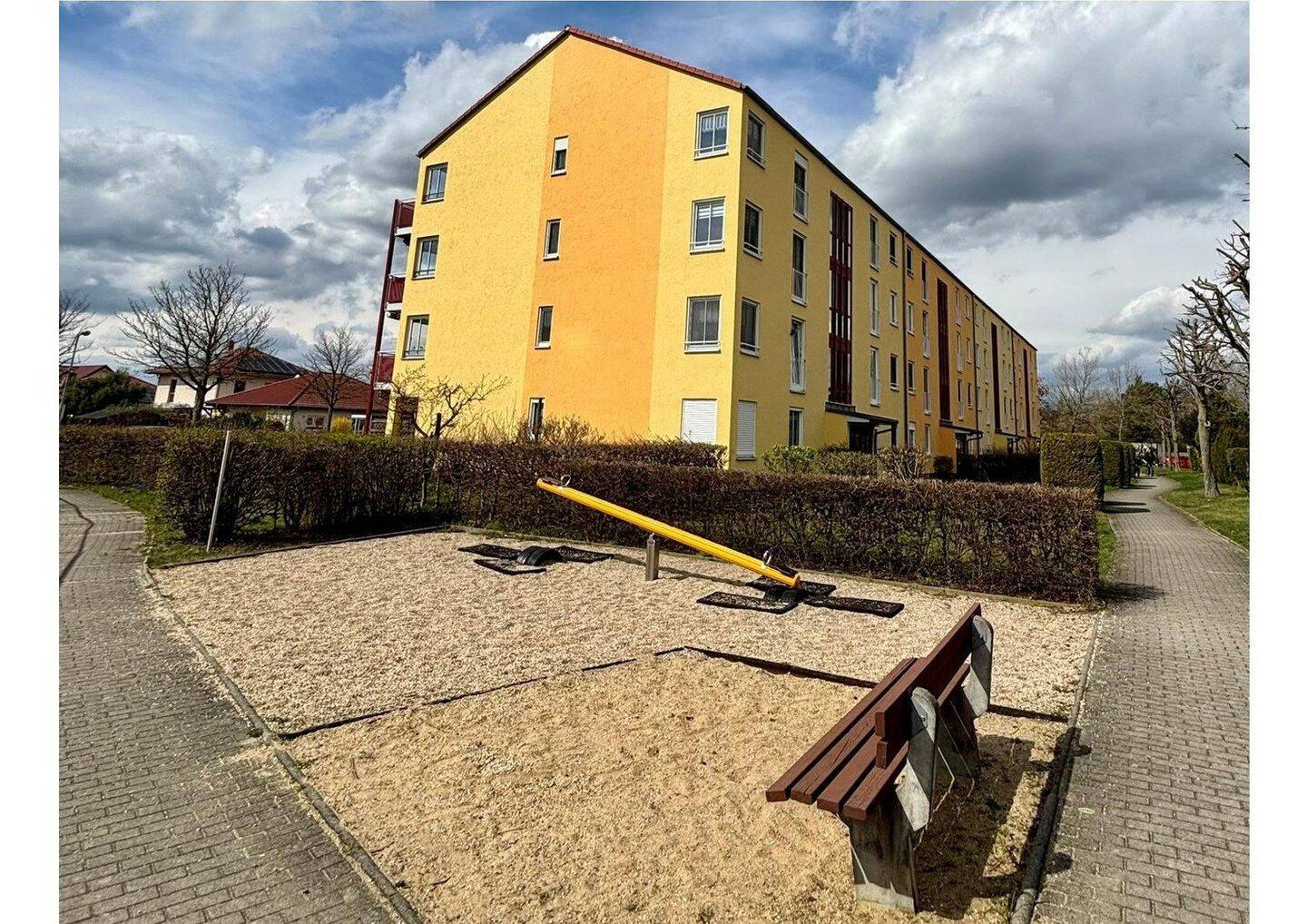 Lichtdurchflutete 4-Zimmer-Dachgeschosswohnung in unmittelbarer Nähe zum Kulkwitzer See, 4207 Leipzig (Großzschocher Grünau-Siedlung Kleinzschocher Lausen-Grünau)