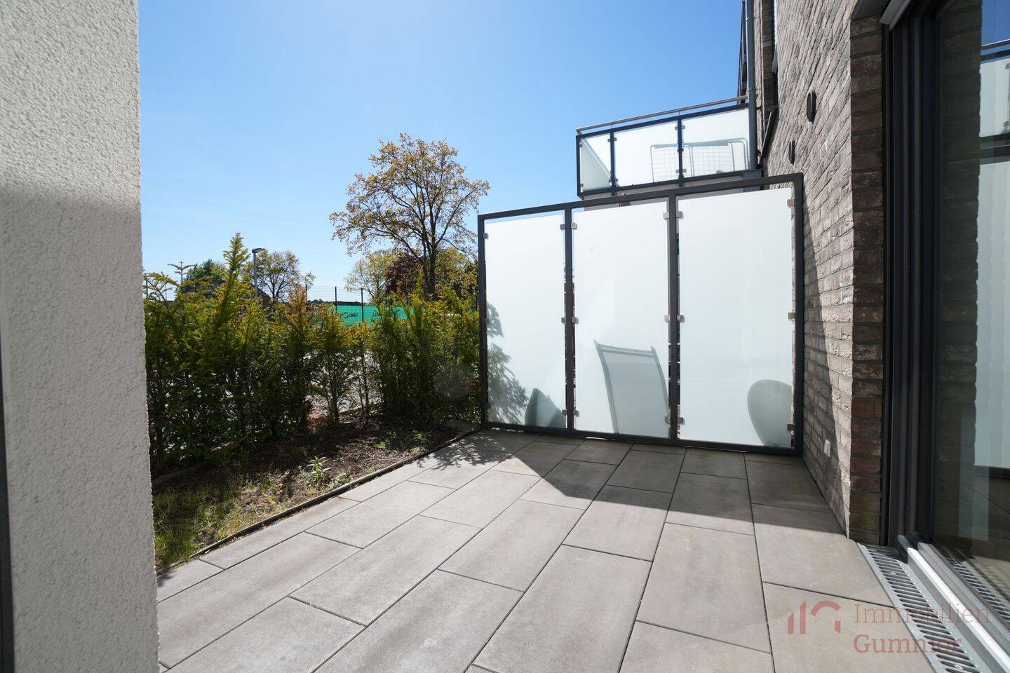 IMMOBILIEN GUMNIOR präsentiert: moderne Erdgeschosswohnung im Zentrum von Wallenhorst, 49134 Wallenhorst