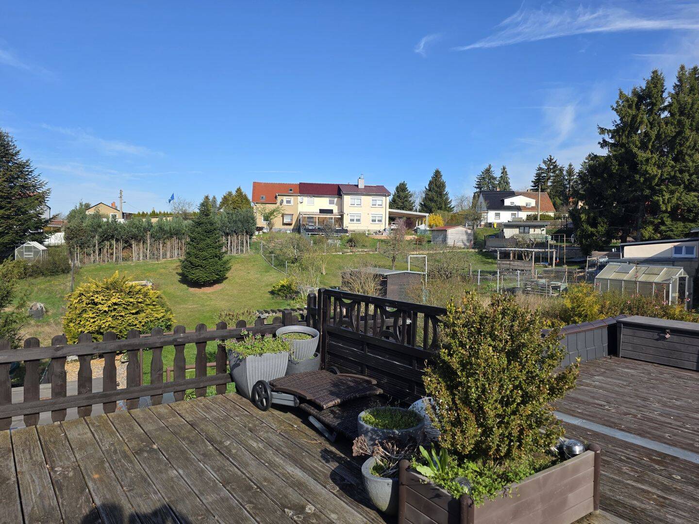Attraktive Doppelhaushälfte mit großzügigem Grundstück und sonniger Dachterrasse., 7607 Eisenberg