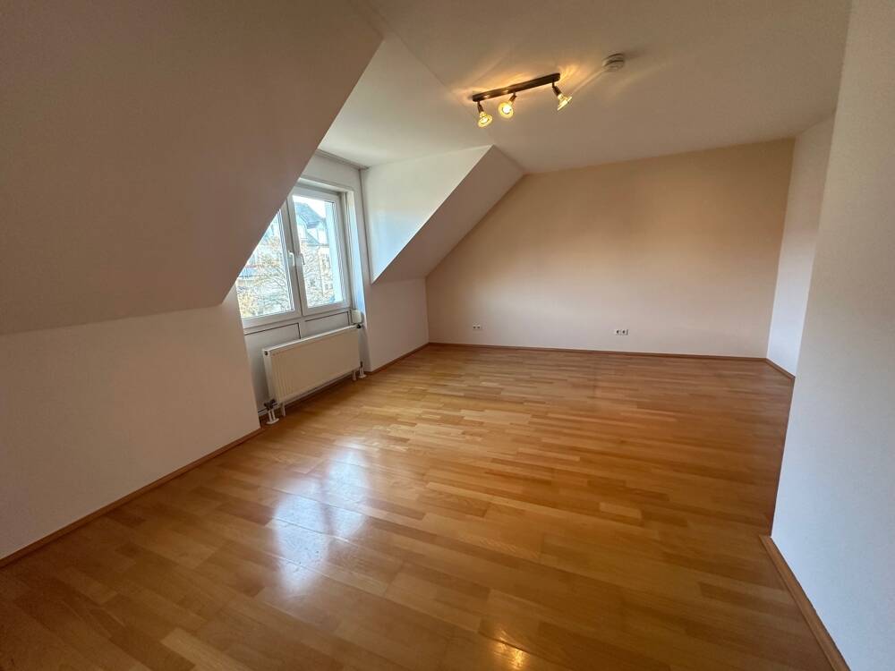 Top Lage! Galeriewohnung mit Dachterrasse, 68199 Mannheim (Almenhof Neckarau)