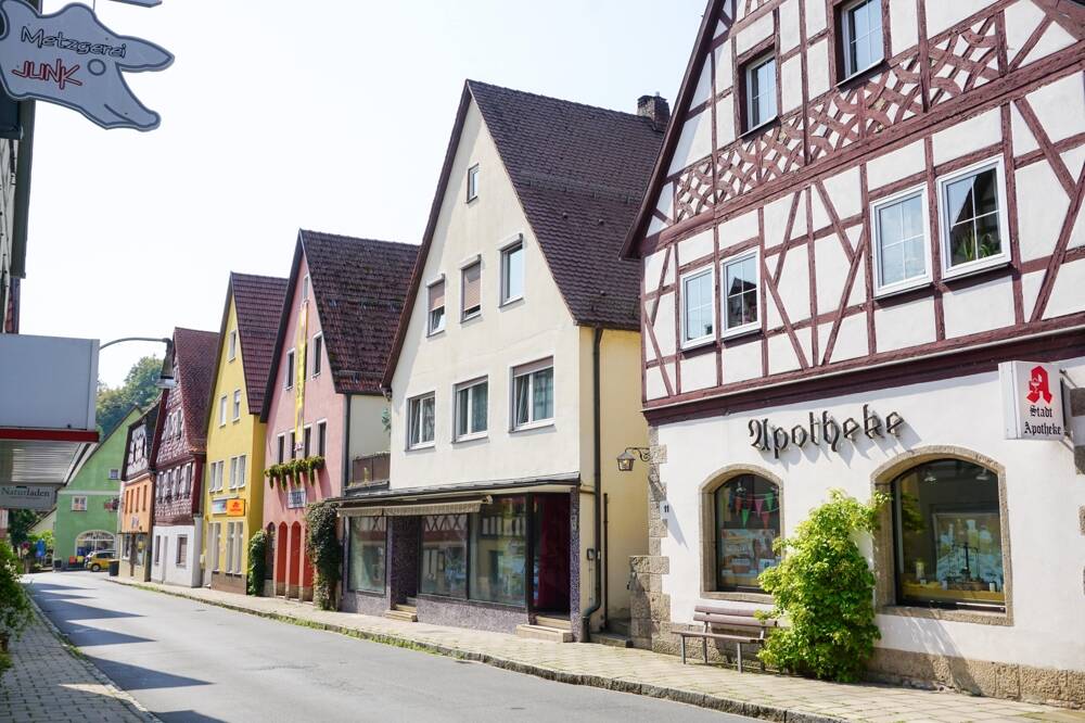 Wohnen, arbeiten, vermieten – alles in einem! Wohn- und Geschäftshaus in Waischenfeld, 91344 Waischenfeld