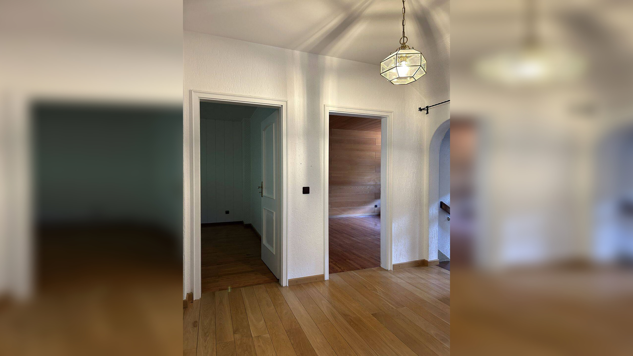 Riveris, Wohnhaus mit zusätzl. derzeitigen Bürogebäude mit Mieteinnahme, sowie Garagen, 54317 Riveris