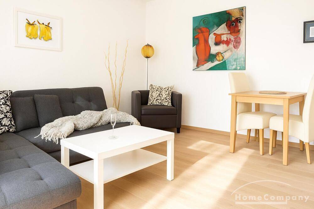Gemütliches, voll möbliertes 2-Zimmer-Apartment mit Balkon in Sendling – München – Vorschaubild 3