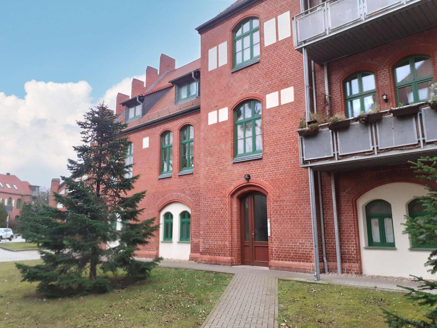 … renoviert und demnächst vermietet, 39261 Zerbst/Anhalt