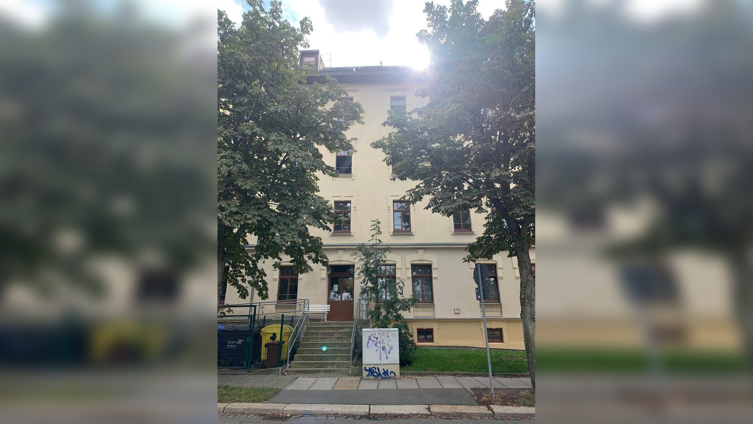 Gemütliche 2-Zimmer mit Balkon und Laminat in guter Lage!!!