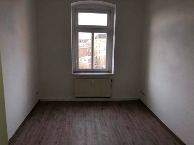 Gepflegte 3-Zimmer mit Laminat und Wannenbad in Uni- und Zentrumsnähe* – Chemnitz – Vorschaubild 4