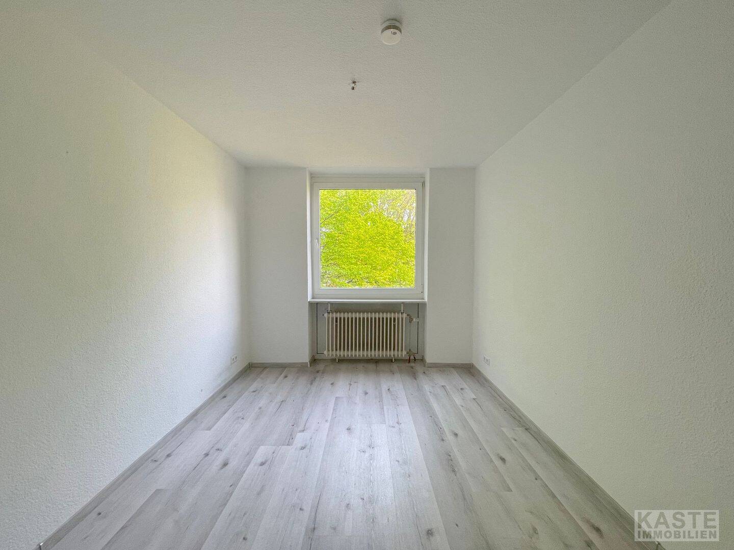 Modernisierte 3-Zimmer-Wohnung mit Südloggia in Hannover-Kirchrode/Bemerode – Hannover – Vorschaubild 3