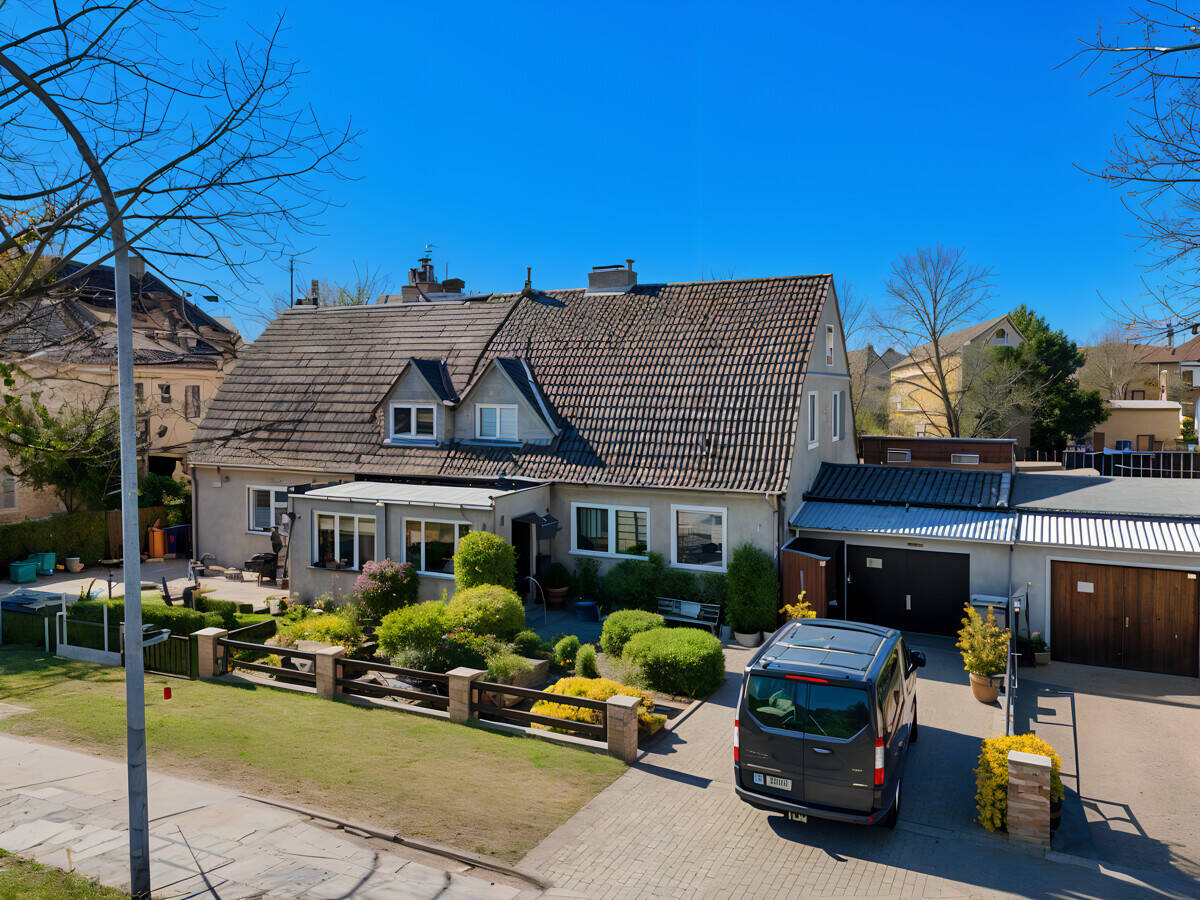 DHH mit ca. 144m² Wfl., 473m² Grdst, Garten, Nebengelass, Garage & Keller in der Hansestadt Anklam!, 17389 Anklam