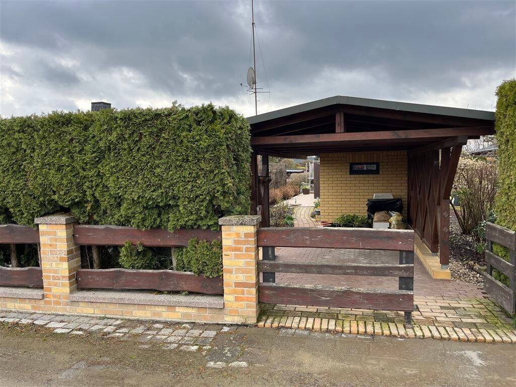 Freizeit-Gartengrundstück mit Pool, Bungalow und Carport. – An den Lehden in 04860 Torgau –, 4860 Torgau