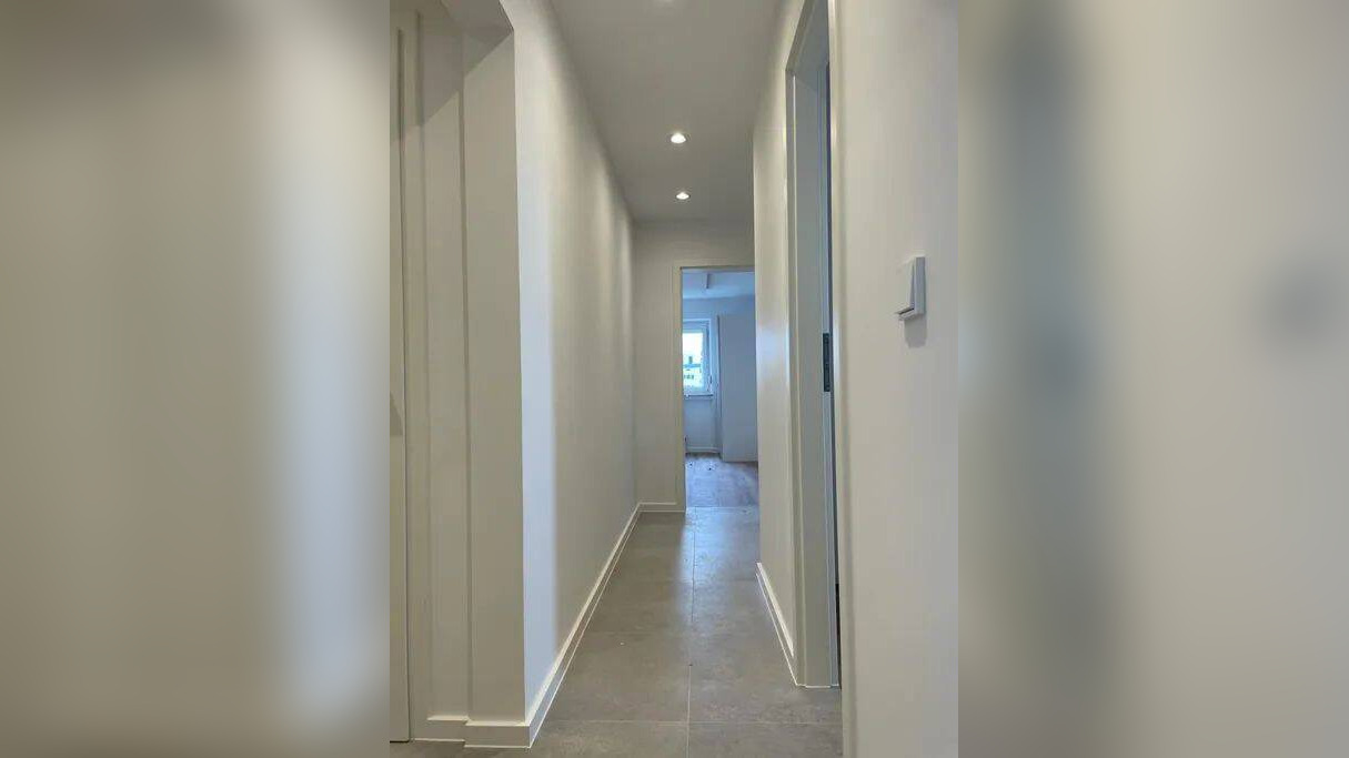 Schönes WG Zimmer mit Balkon und super Anbindung – München – Vorschaubild 5