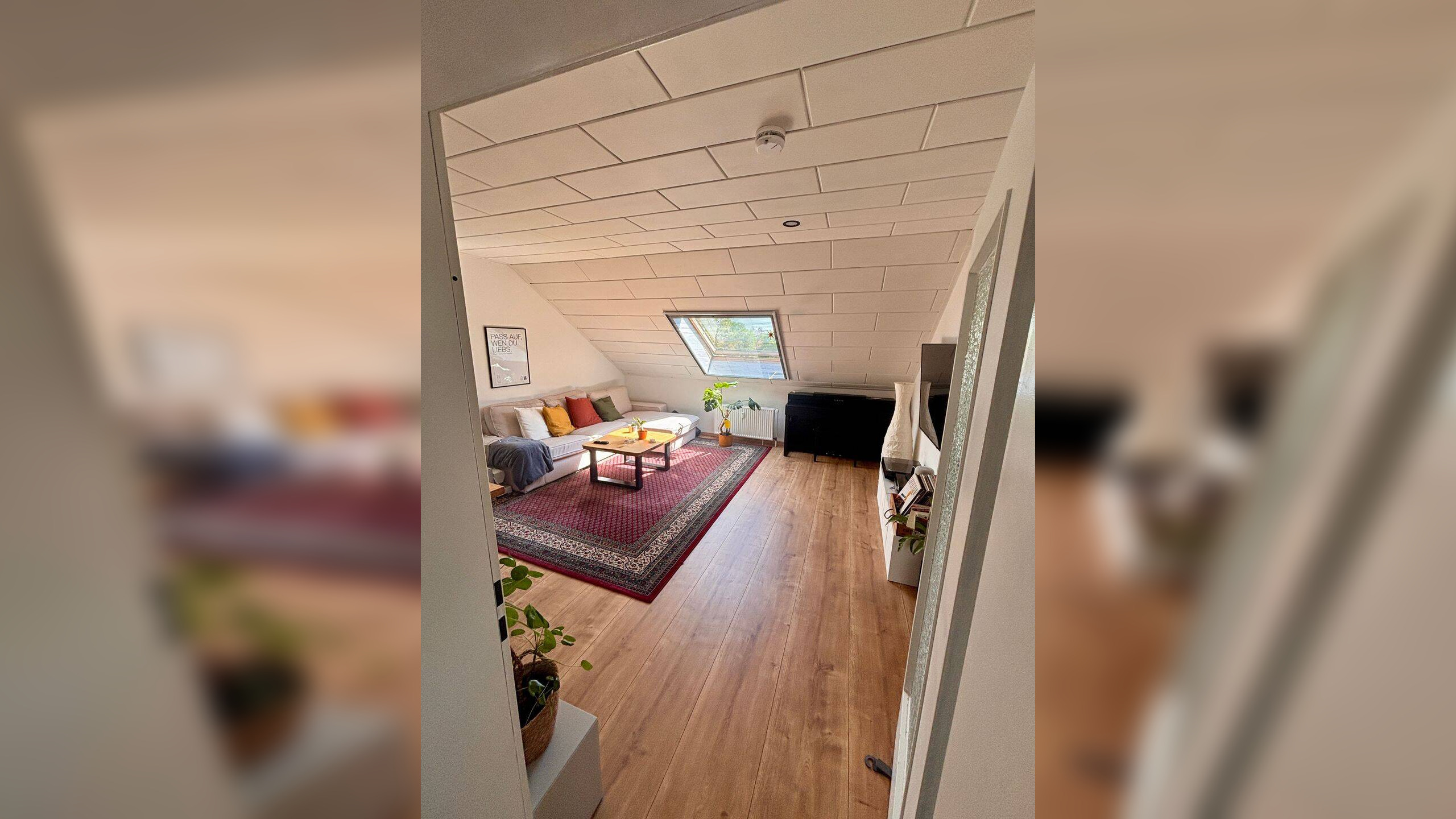 helle 2-Zimmer DG Wohnung mit Balkon, EBK und Stellplatz, 38165 Lehre