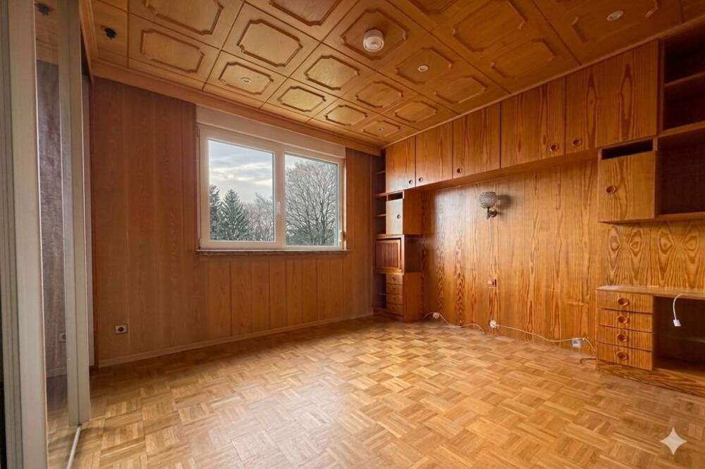 gemütliche 3 Zi. DG-Wohnung in Hamburg Rissen: 74 m² mit Südwest-Loggia & Garage in familiärer Lage – 22559 Hamburg – Vorschaubild 4