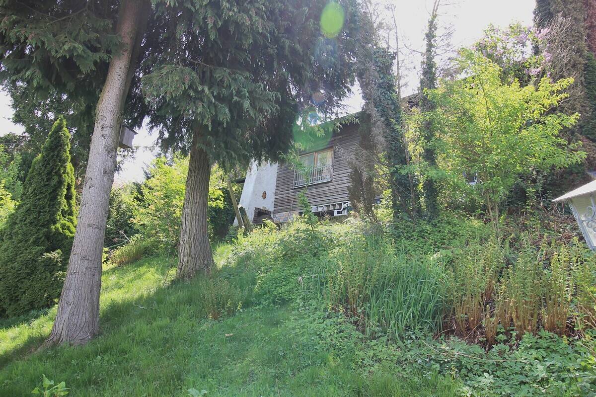 Baugrundstück mit Charakter: Hanglage, Altbestand und viel Gestaltungsspielraum auf 1.052 m², 84172 Buch a. Erlbach (Buch)