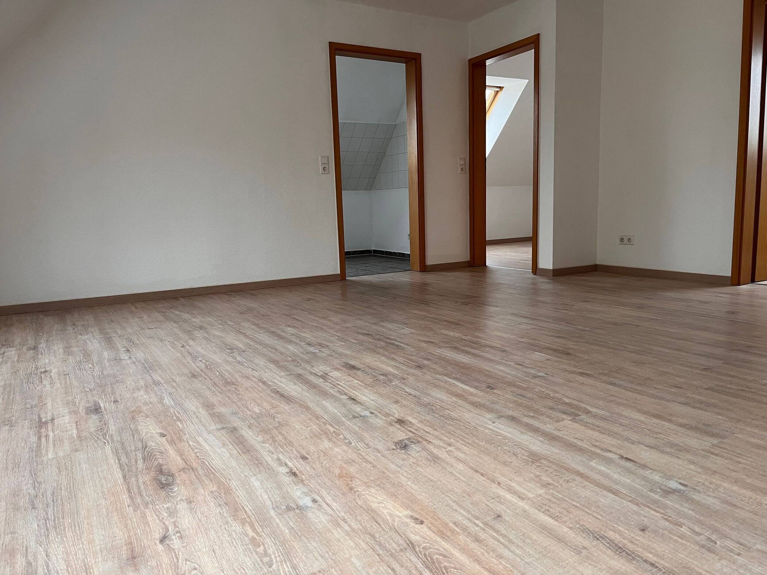 Charmante Wohnung mit flexiblem Raumkonzept, 32108 Bad Salzuflen