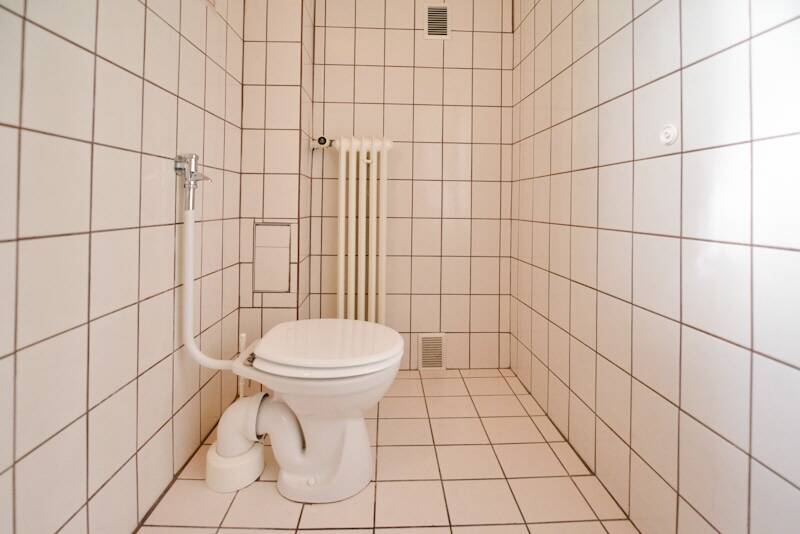 Kleines möbliertes Zimmer an der Uni Mensa und in direkter Uninähe. – 97072 Würzburg – Vorschaubild 4