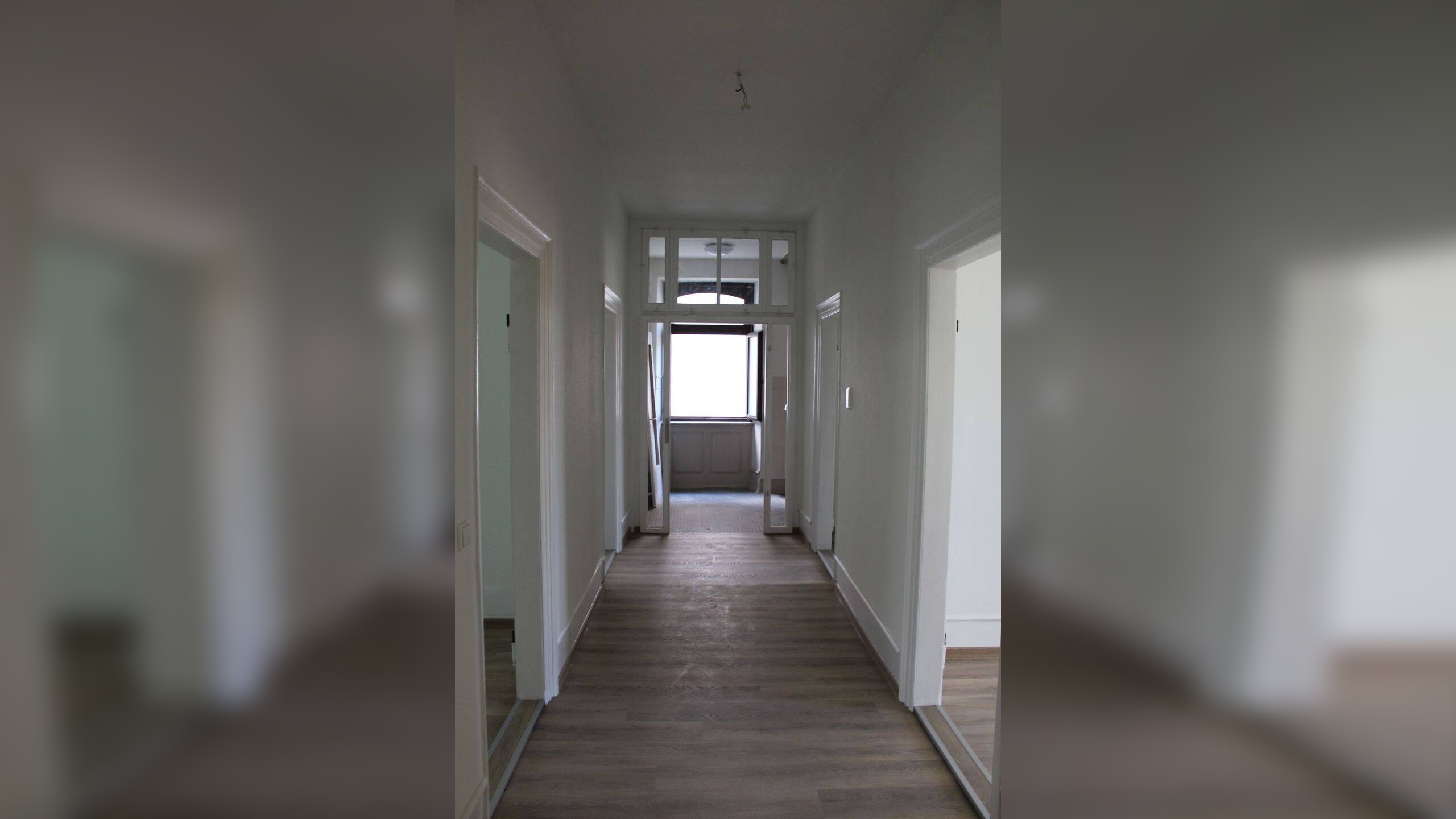 Großzügig geschnittene 4-Zimmer Wohnung in einer Stadtvilla, 78224 Singen (Hohentwiel)