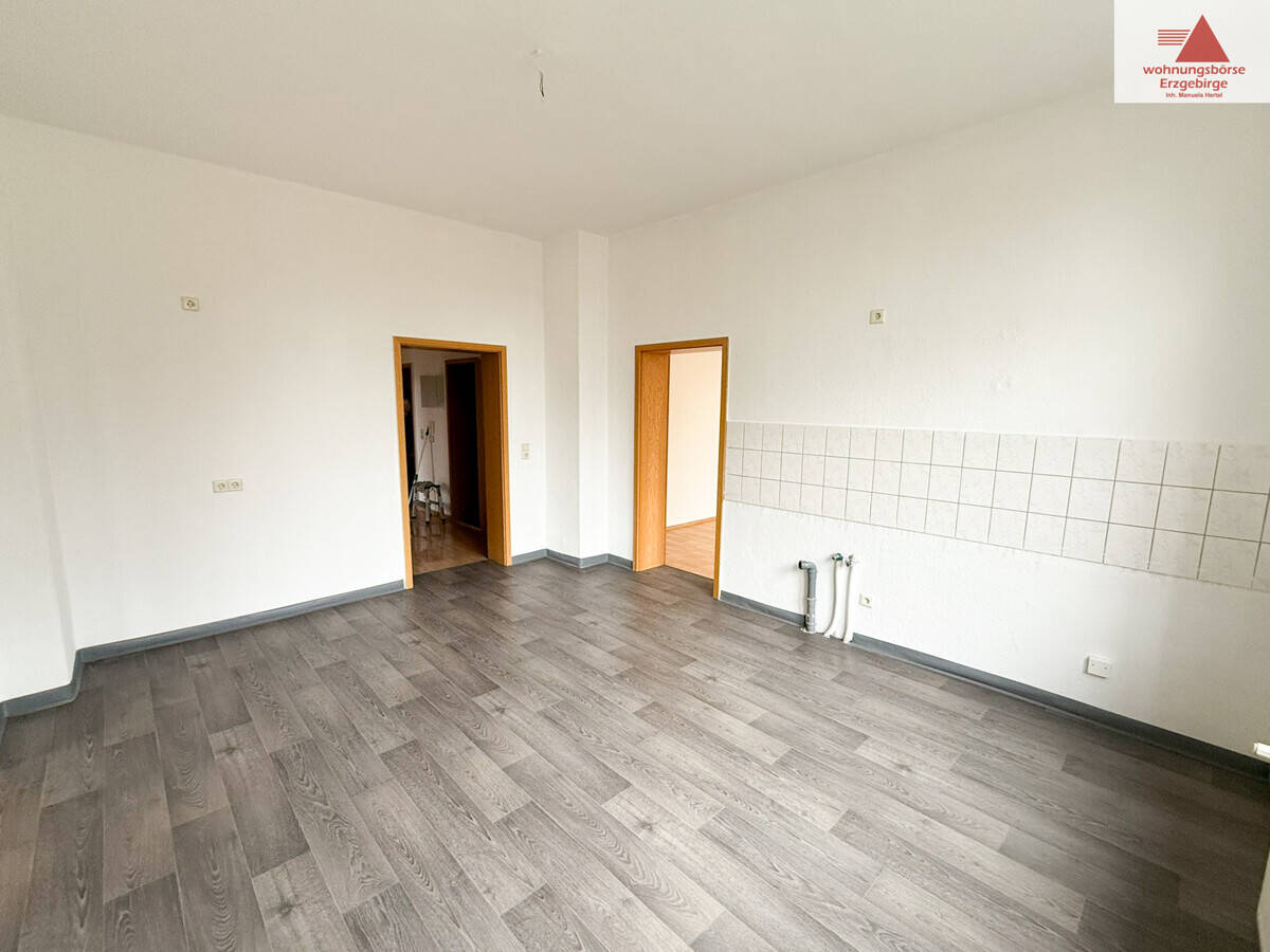 Großzügige 3-Raum-Erdgeschosswohnung mit Balkon in Annaberg-Buchholz!, 9456 Annaberg-Buchholz