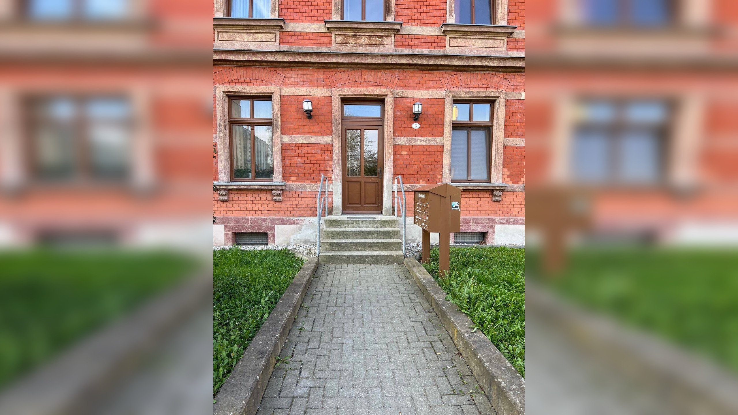 Frei ab 1.8.26 – Ebenerdige Terrasse + Wanne/Dusche/Gäste-WC u.v.m.