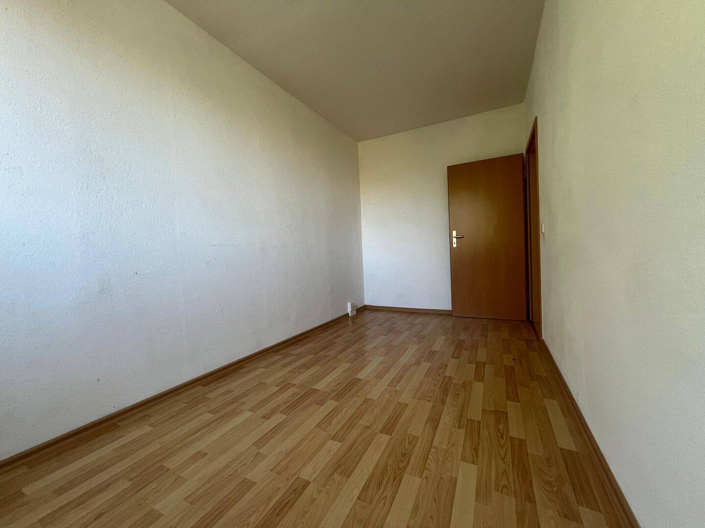 Helle 3-Zimmer-Wohnung in Magdeburg zu vermieten – Unit 17 – Magdeburg – Vorschaubild 3