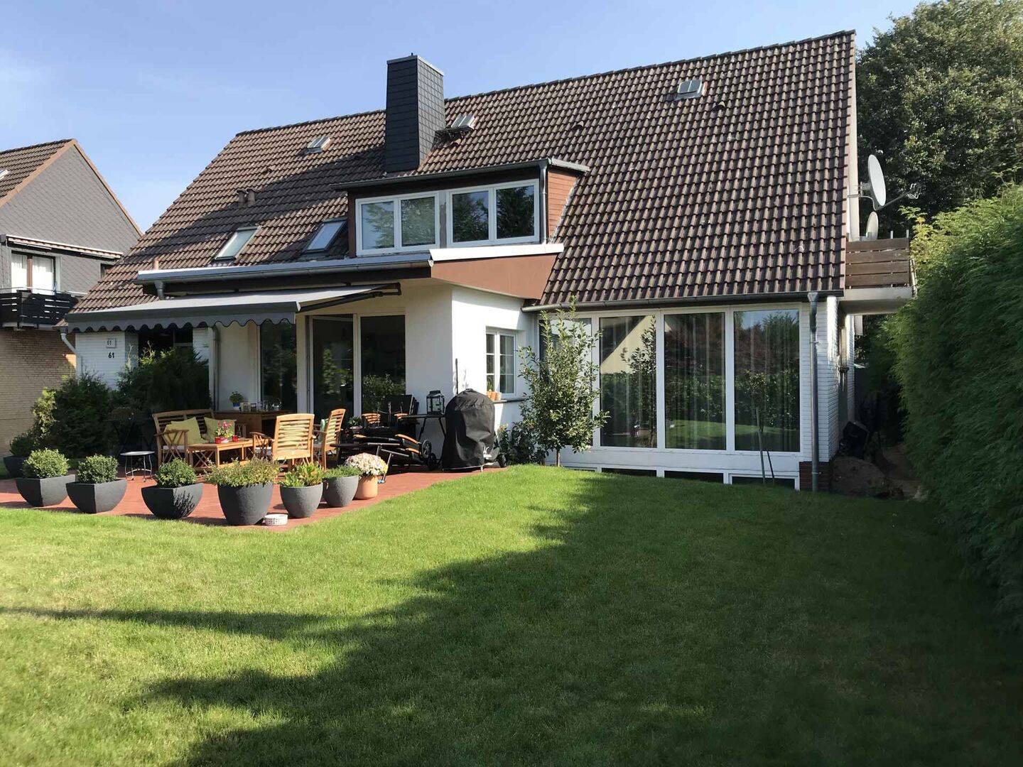Hereinspaziert! geräumiges Einfamilienhaus in Halstenbek mit vielfältiger Nutzungsmöglichkeit, 25469 Halstenbek