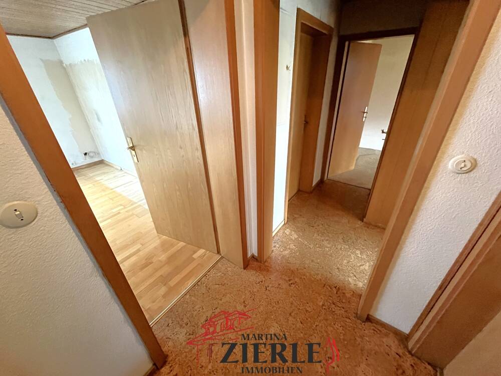 Gelegenheit! Einfamilienhaus mit fantastischem Garten, Garage, Stellplatz,  Keller und Gartenhaus!, 73278 Schlierbach