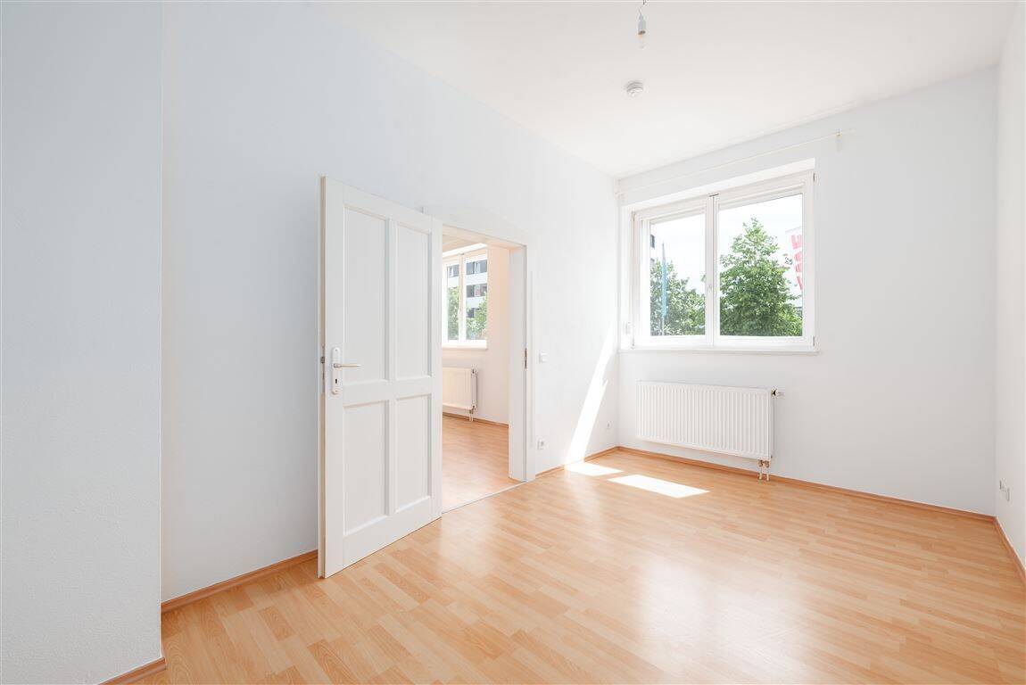 Wunderschöne 5-Zimmer Erdgeschosswohnung mit Terrasse | Garage, 90763 Fürth (Südstadt Weikershof)