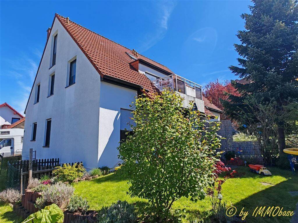 Terrasse mit privatem Gartenanteil, 3 Wohnetagen und Garage – VERMIETET!, 9669 Frankenberg/Sa.