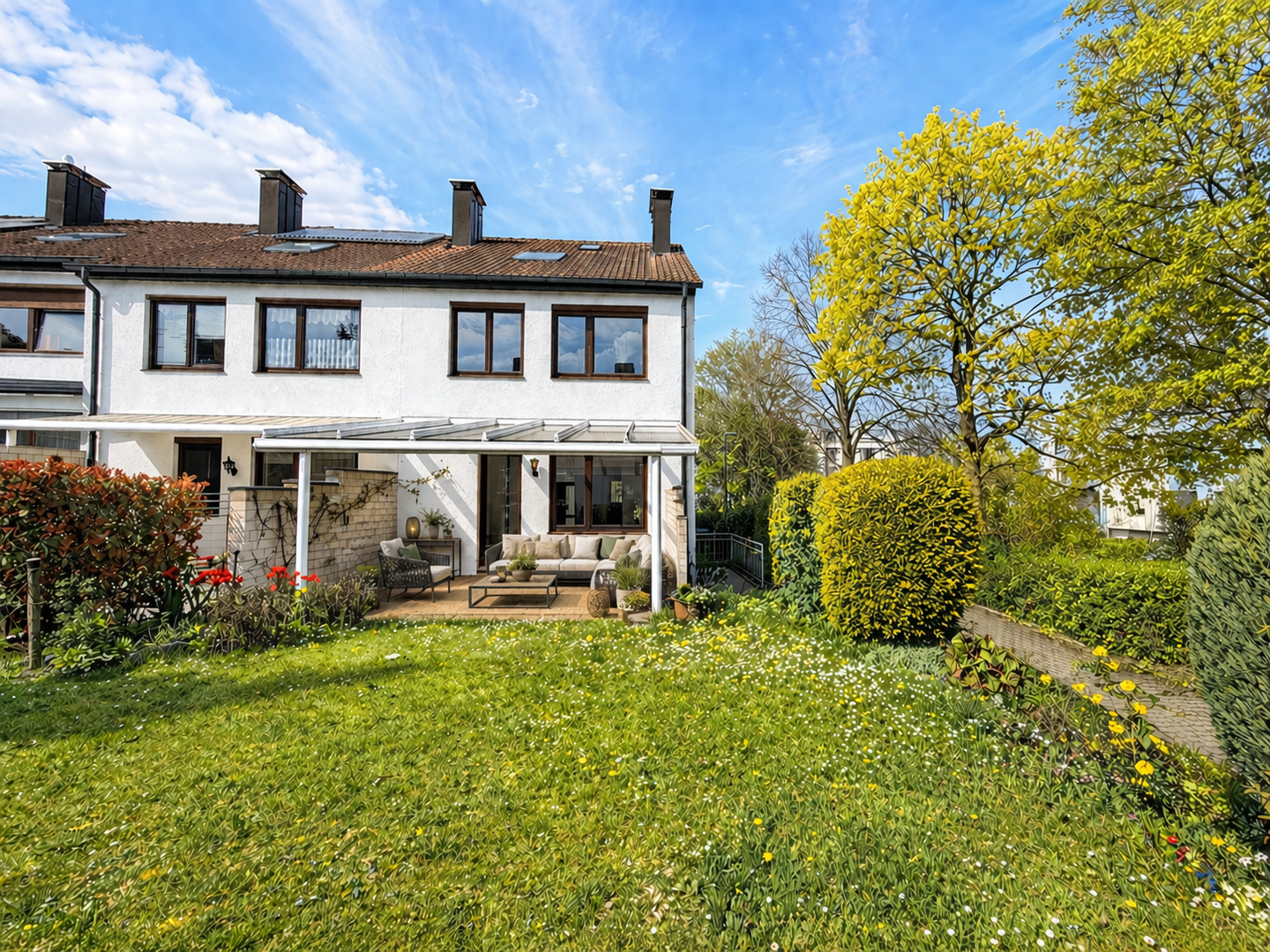 Reiheneckhaus mit Traumterrasse in Sindelfingen Hinterweil – 5,5 Zimmer & Garten, 71067 Sindelfingen