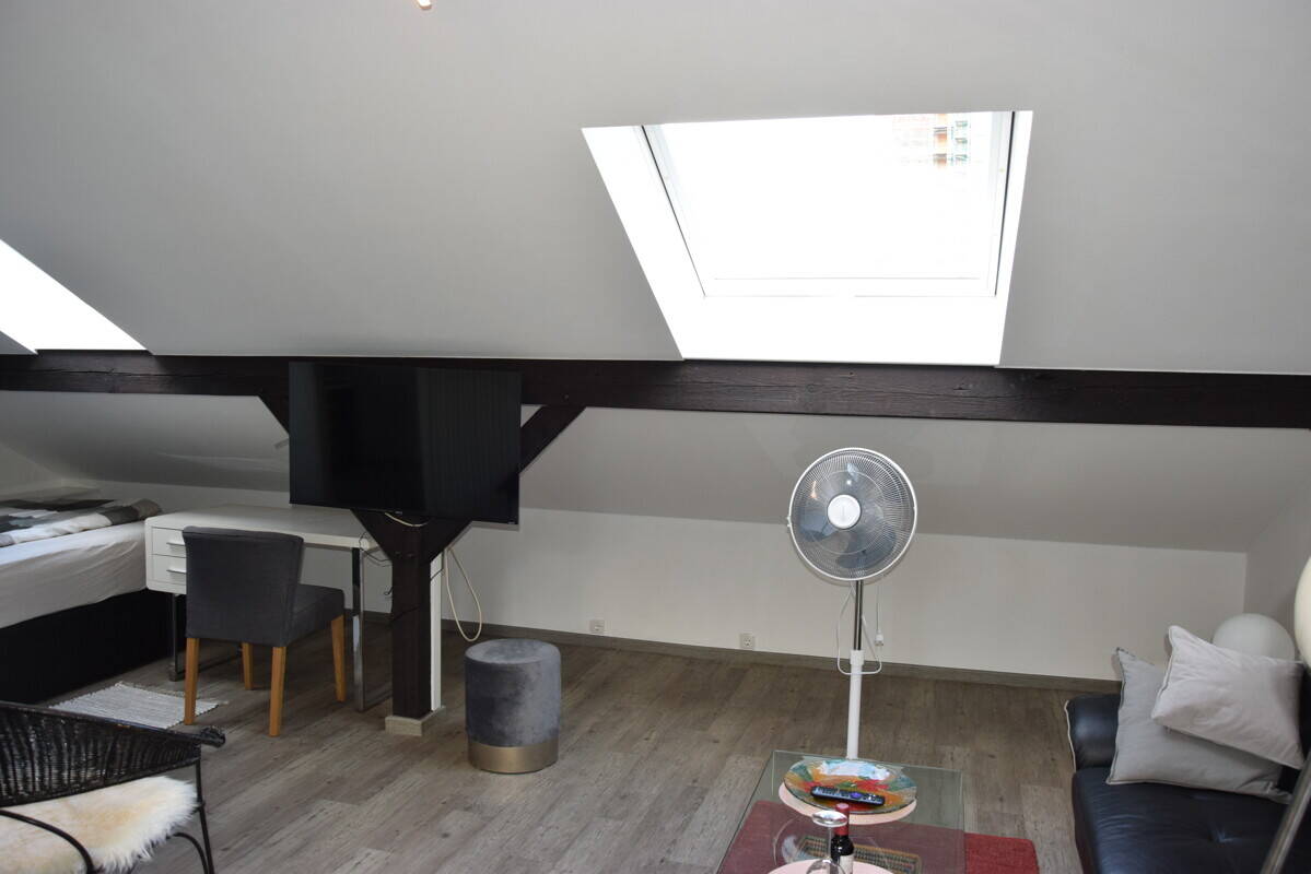 Perfekt für Pendler: Möbliertes Appartement in Bahnhofsnähe! – 28195 Bremen – Vorschaubild 3