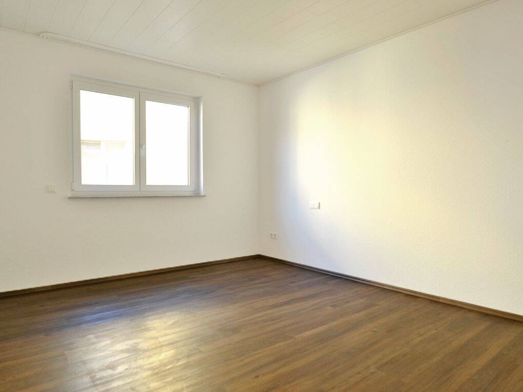 Stilvolle 2-Zimmer-Erdgeschosswohnung – modern, komfortabel und energieeffizient wohnen, 63741 Aschaffenburg (Damm Innenstadt Leider Nilkheim Strietwald)