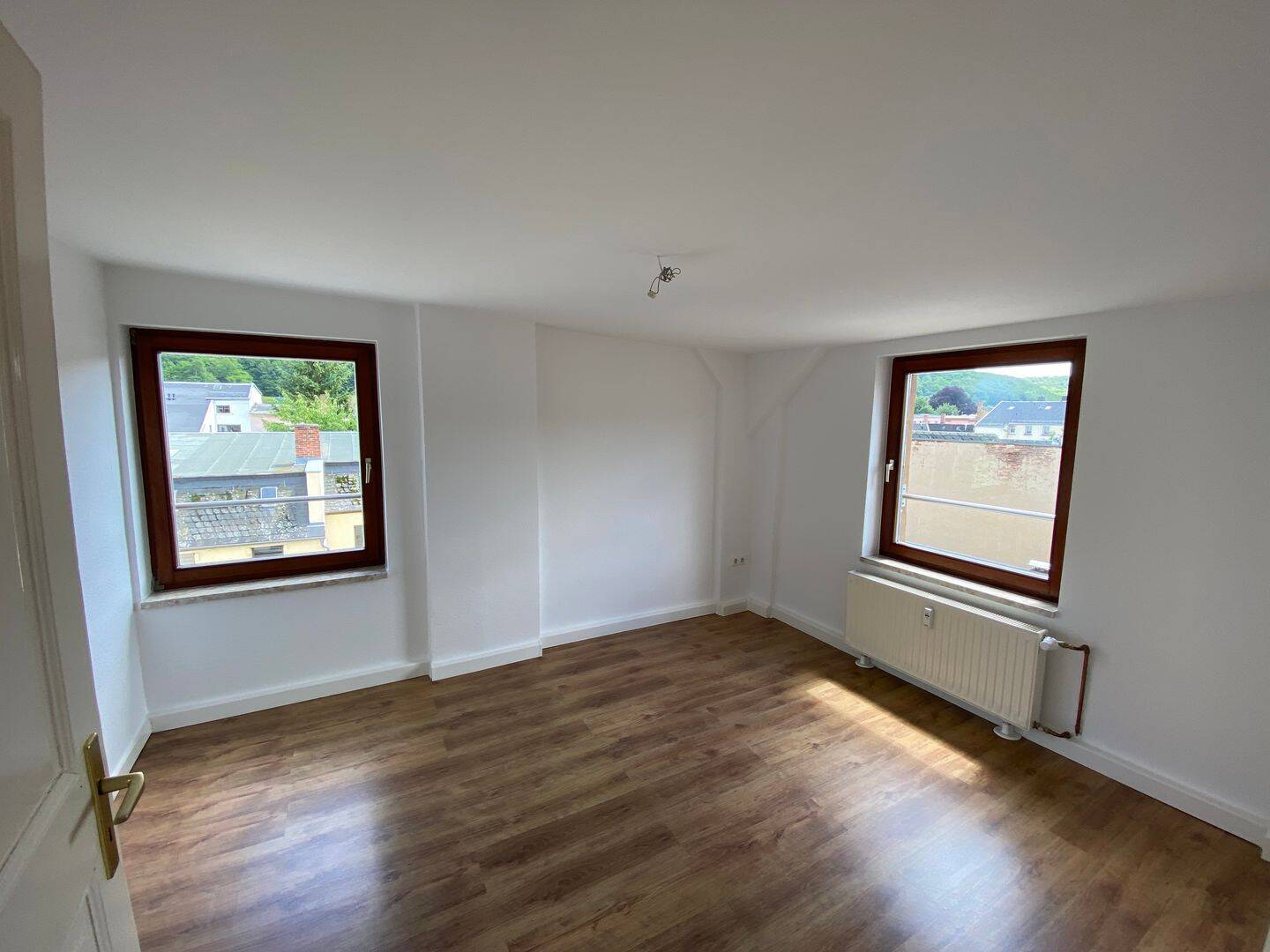 Supersüße DG-Wohnung in Greiz-Neustadt, 7973 Greiz