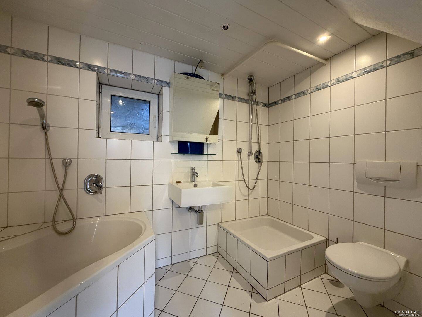 Historischer Charme trifft modernen Wohnkomfort, kleines Haus mit Hof, Garten, Garage und Terrasse, 55234 Gau-Heppenheim