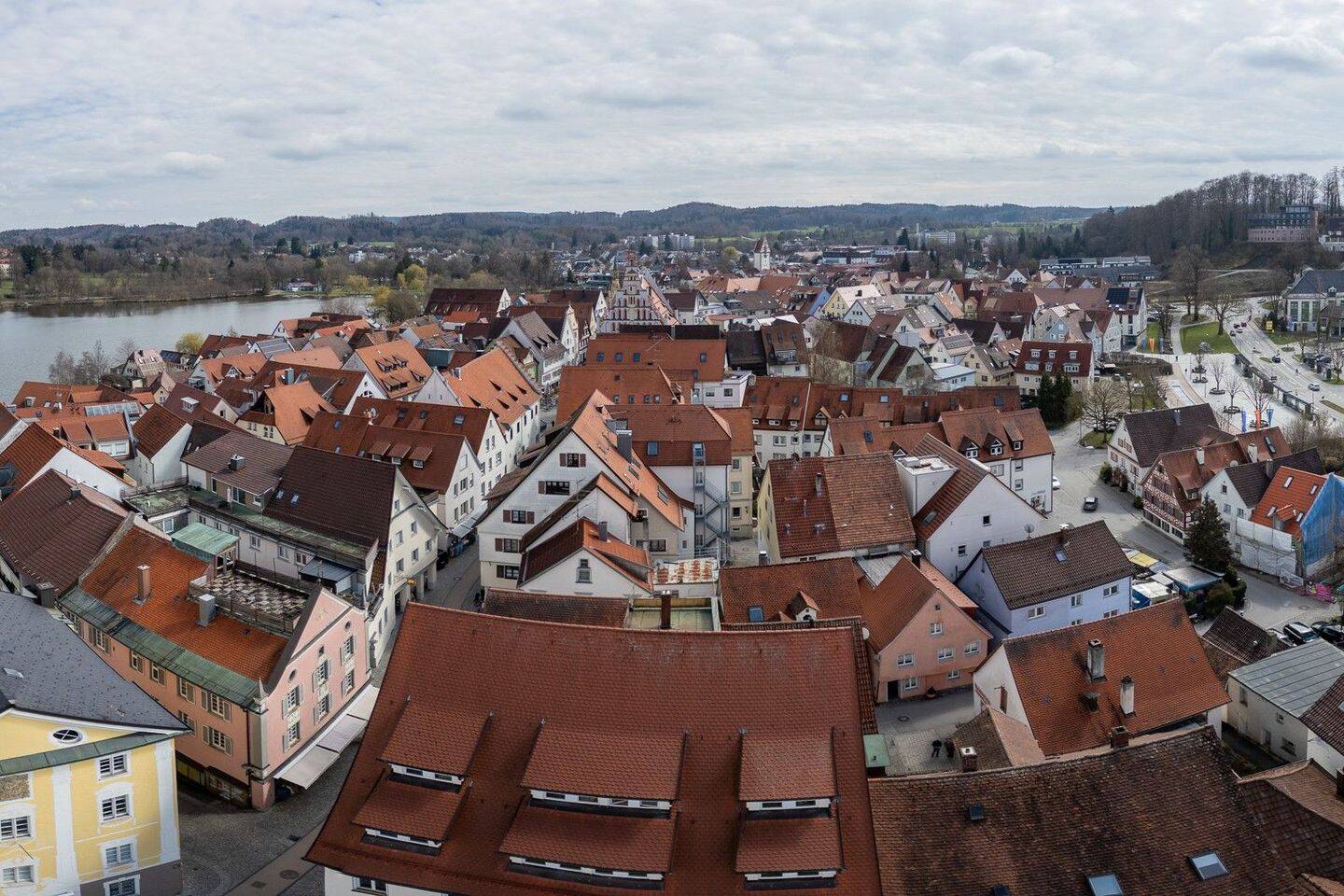 Aufwendig modernisiertes Altstadthaus mit Einliegerwohnung, Dachterrasse u. hochwertiger Ausstattung, 88339 Bad Waldsee