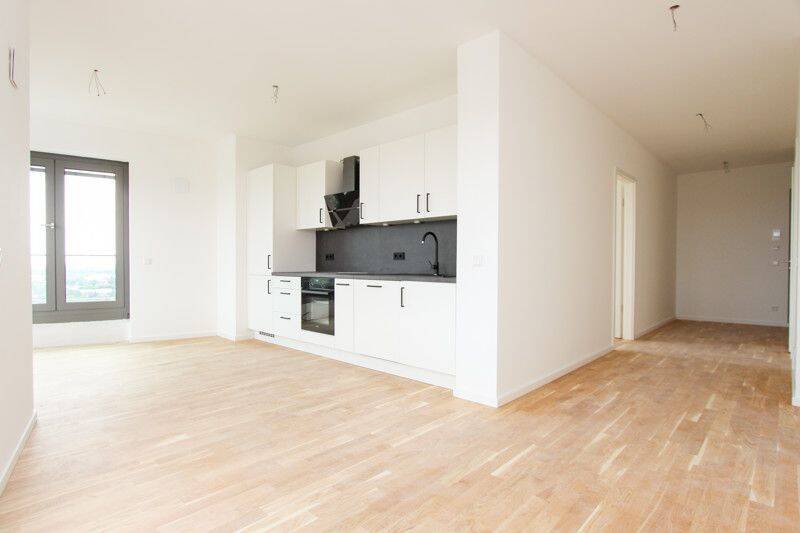 Traumwohnung mit Weitblick in der 15. Etage – München – Vorschaubild 3