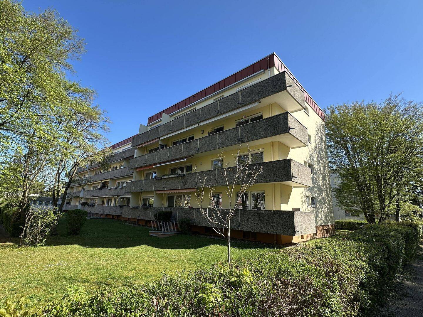 Vermietete 2-Zimmer-Wohnung mit Balkon in gefragter Lage von Nürnberg-Mögeldorf