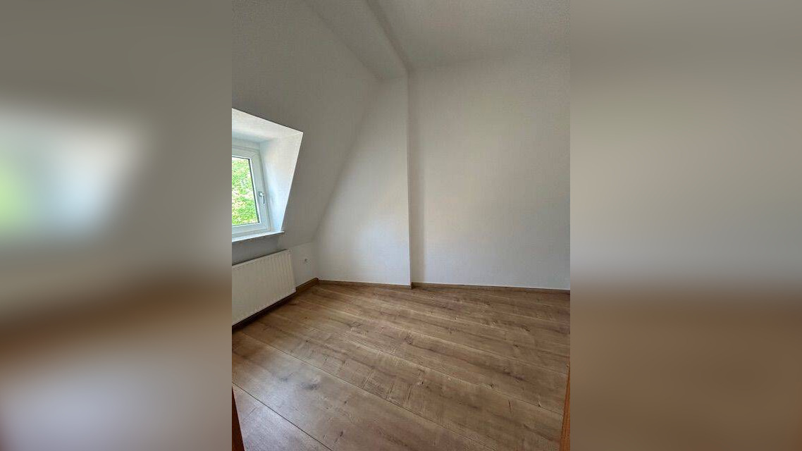 gemütliche 3-Zimmer-Wohnung im Dachgeschoss, 7973 Greiz