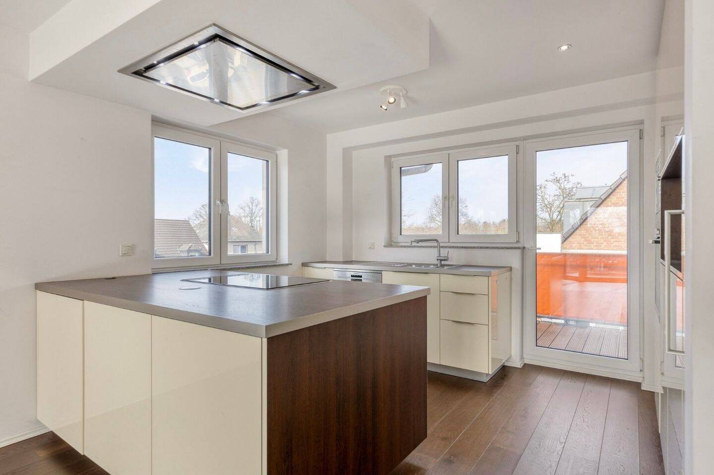 Moderne Maisonette-Wohnung | 3 Balkone | Kochinsel | A+ – 51109 Köln – Vorschaubild 7