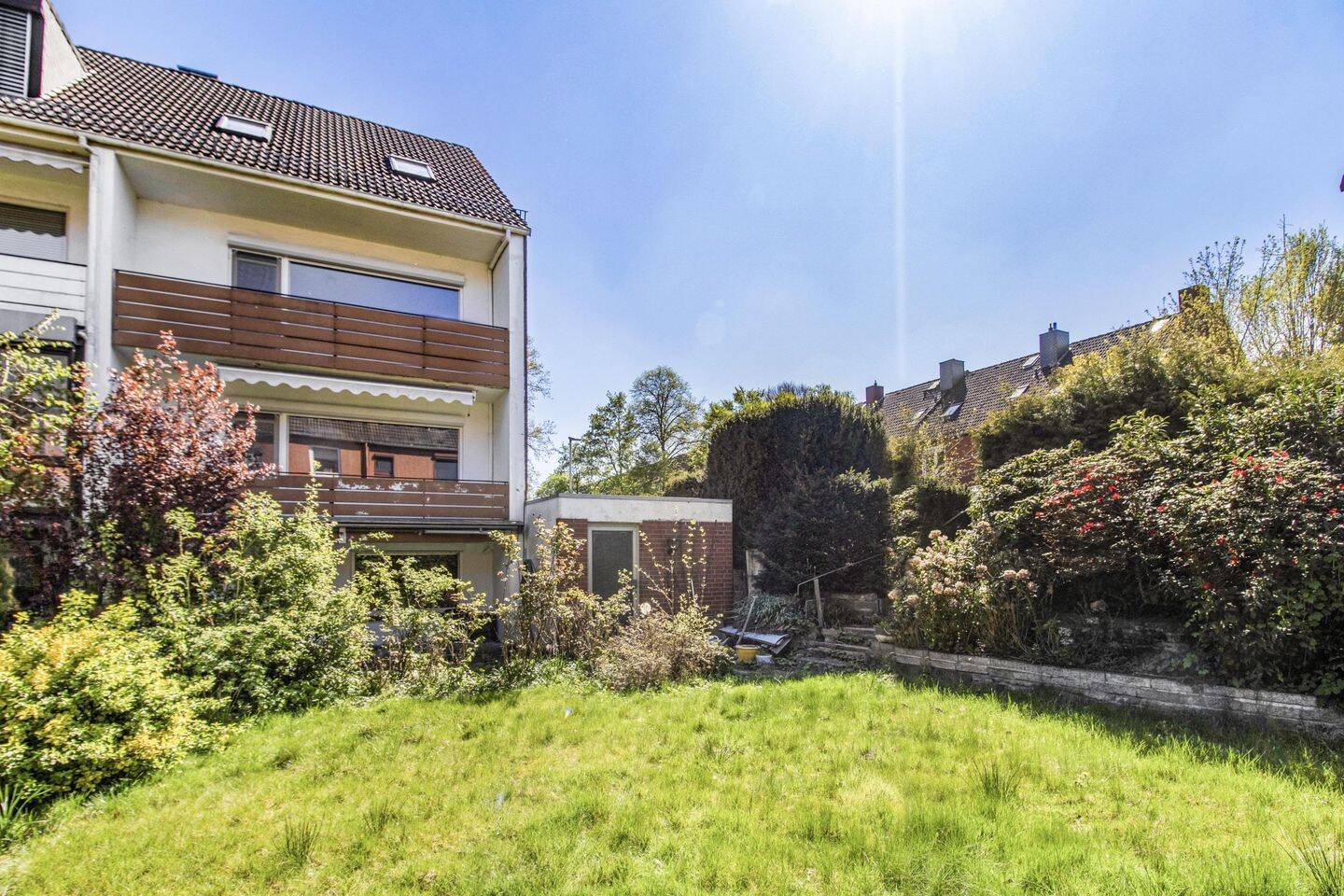 Bremen-Horn: Reihenendhaus mit Garage – Seltenheit – und Potential wartet auf einen neuen Eigentümer – 28359 Bremen – Vorschaubild 3