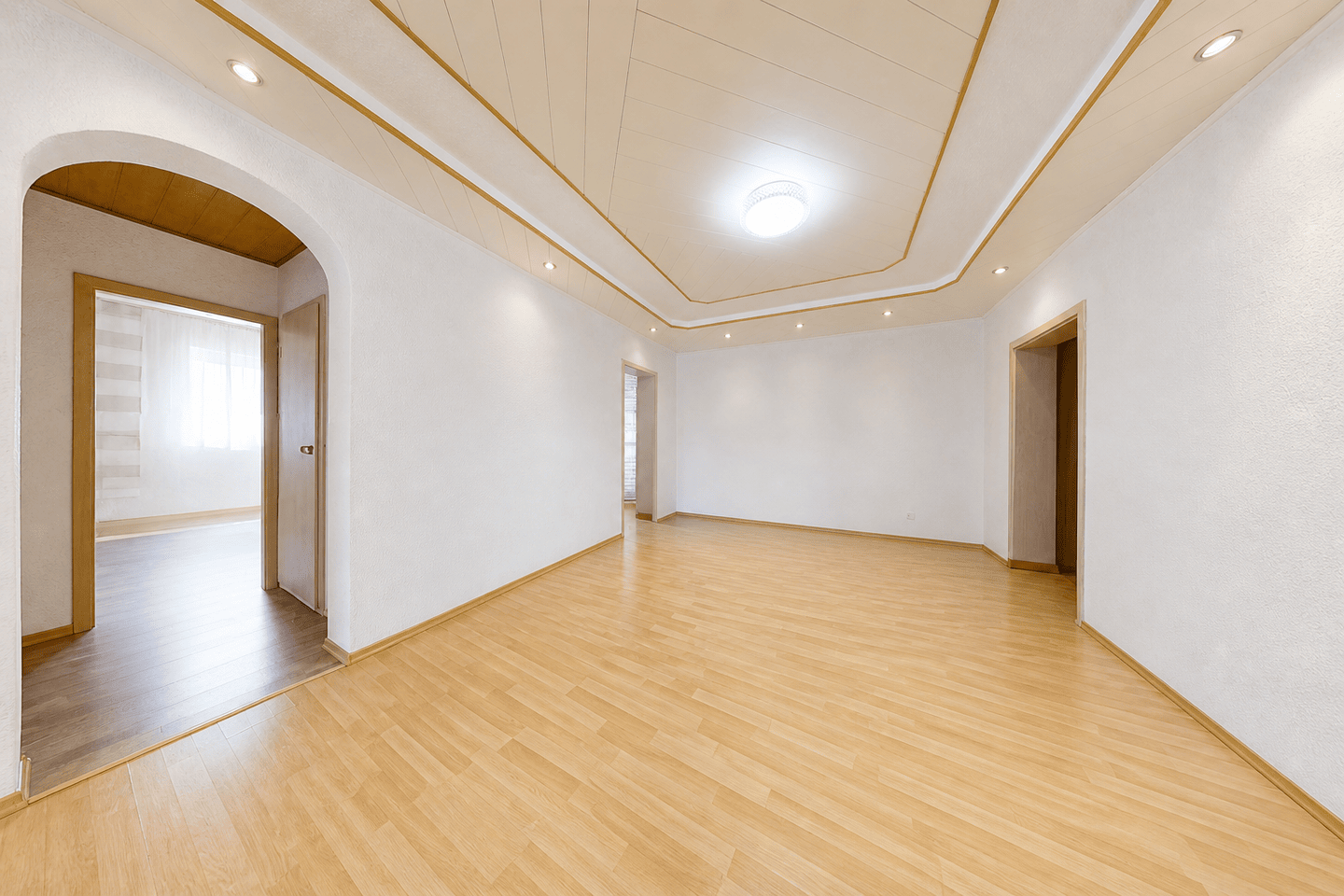 PLATZ. LICHT. WOHNKOMFORT. Familienfreundliche 5 Zimmer Wohnung mit Balkon, Stellplatz & über 120m², 66849 Landstuhl