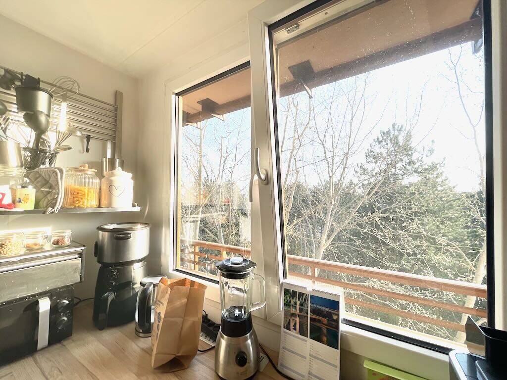 Saniert, hell, gelungene Aufteilung – Balkon mit Blick ins Grüne – ca 10 Min zur Campusbrücke, 55120 Mainz (Mombach Neustadt)