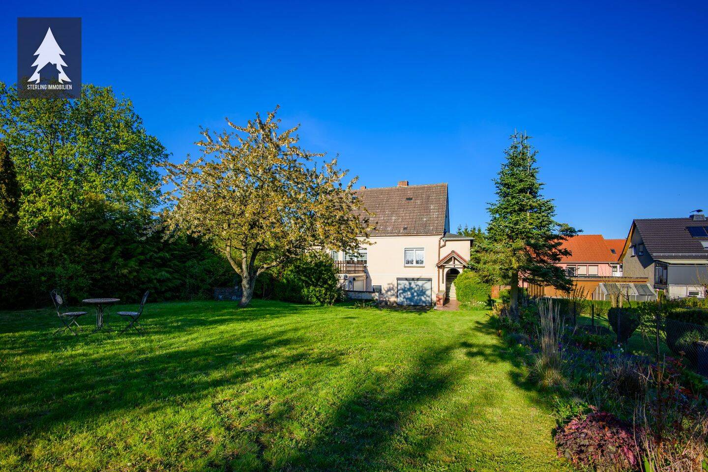 Kirschen, Abendsonne und ein Haus mit Harzgefühl, 6493 Ballenstedt